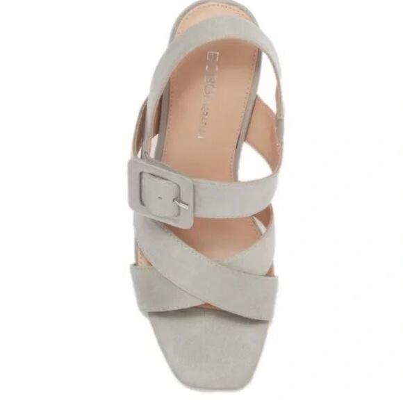 BCBG Heels Size 6 in Apricot - Picture 3 of 4